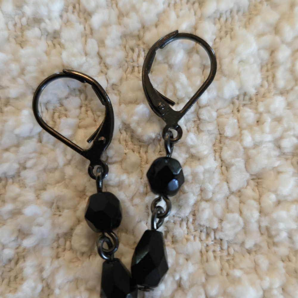 1928 Black Beaded Necklace and Earring Set - Picture 3 of 5